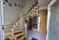TOWNHOUSE MIT GARTEN UND GARAGE