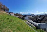 Sonnige Hanglage mit schönem Gebirgs- und Fernblick!