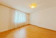 2-ZIMMER-CITY-WOHNUNG +EXTRA WOHNKÜCHE +SCHNELLBAHN +U4 +GARAGENPLATZ IN DER NÄHE MIETBAR