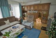 Zwei Häuser, ein Grundstück: Ihr neues Zuhause mit laufenden Mieteinnahmen