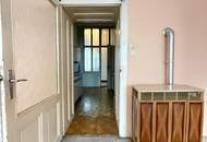 Perfekte U-Bahn-Anbundung – sanierungsbedürftig - gepflegter Altbau