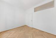 ERSTBEZUG ! Topsanierte 2 Zimmer / Altbau / hochwertige Ausstattung