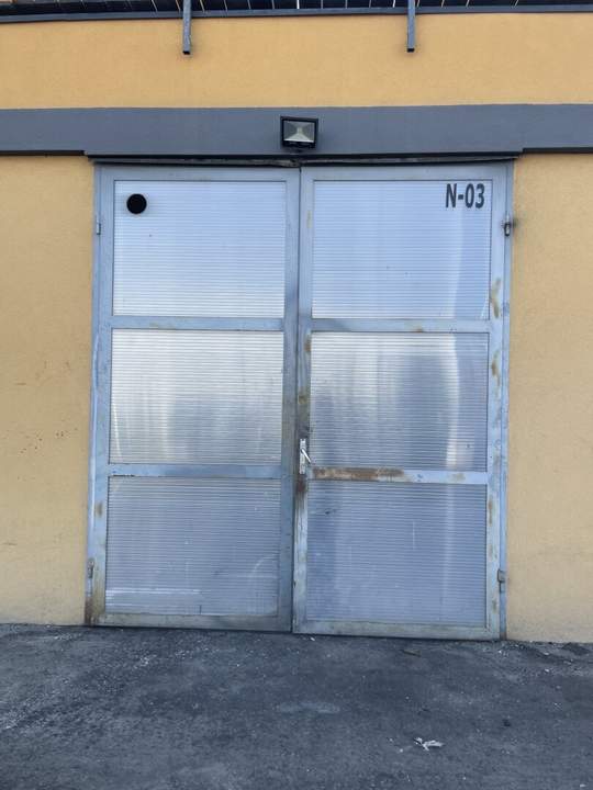 PROVISIONSFREI!!! Große Halle, Werkstatt, Lager 40m² mit Hebebühne N3