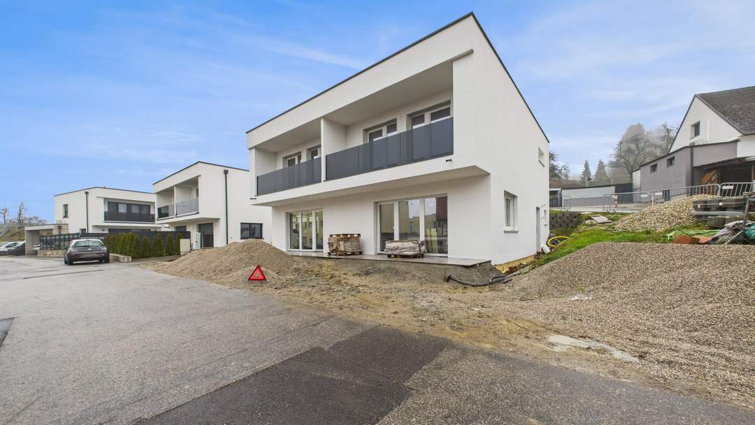 Doppelhaus in Straßham "Schlüsselfertig"