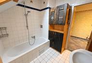 Eigentumswohnung mit ca. 88 m² Wohnfläche, Loggia mit Blick in den Garten und Tiefgaragenstellplatz!