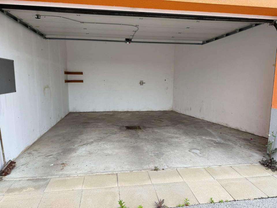 Großzügige Garage in Hartberg ab sofort verfügbar