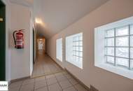 *** Nähe Stadtzentrum Wiener Neustadt: attraktive Zinshaus-Liegenschaft mit Büro- und Wohnnutzung & Gargenplätzen ***