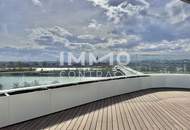 Sunny four-room apartment with 105 m² balcony and amazing amenities on the New Danube