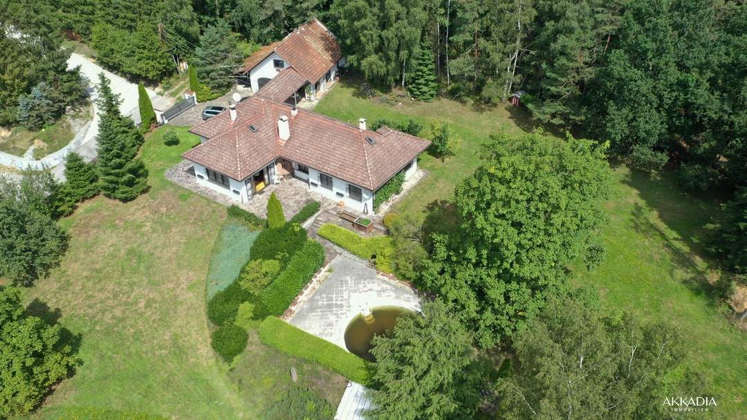 Rustikales Landhaus mit parkähnlichem Garten I Traumhafter Fernblick