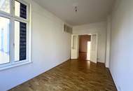 Schöne 4,5 Zimmer Altbau-Villenetage mit Wintergarten, Gartennutzung und kleinem KFZ-Stellplatz