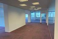 1200! Bürohaus BC 20! Helle Bürofläche mit optimaler Anbindung!