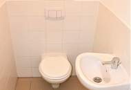 HOLBEINGASSE, 68 m2 Altbau, Wohnküche, 2 Zimmer, WG-geeignet, Komplettküche, Wannenbad, Parketten, 4. Liftstock