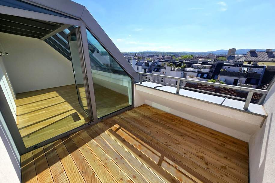 Neuer Preis! Traumhafter Blick auf das Schloss Schönbrunn - Neuer Preis! Happy to be here! Lichtdurchflutet + Super hohe Räume im Dachgeschoss + Terrasse mit Fernblick + Beste Infrastruktur und Anbindung!, Wohnung-kauf, 759.000,€, 1150 Wien 15., Rudolfsheim-Fünfhaus