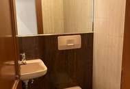 Repräsentative Altbauetage mit Terrasse