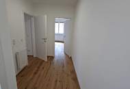 Gudrunstraße: Helle 3-Zimmer Wohnung