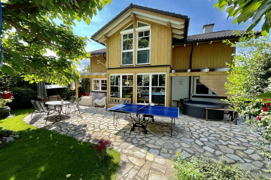 Traumhaftes Einfamilienhaus in ruhiger Hanglage mit 1.342 m² Grundstück, Pool &amp; eigenem Waldstück, Haus-kauf, 695.000,€, 2801 Wiener Neustadt(Land)