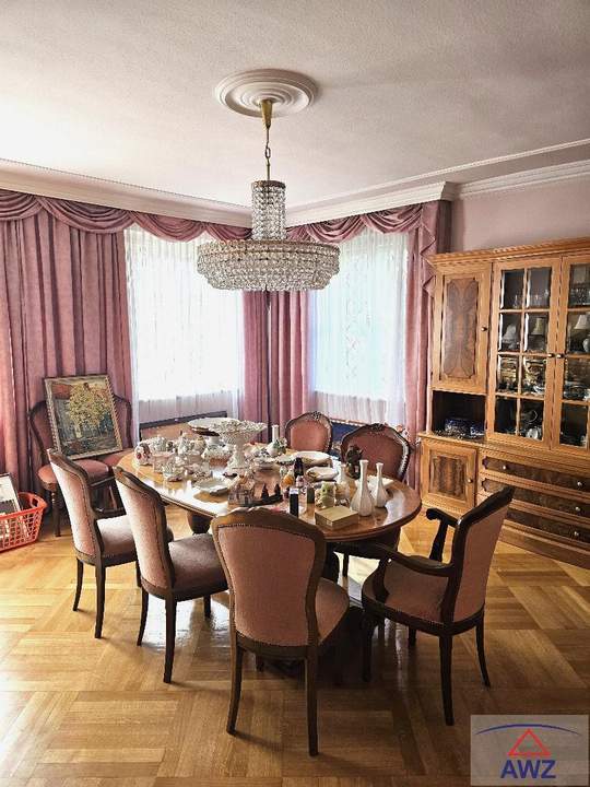 Villa sucht neuen Besitzer zum Top-Preis!