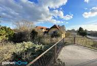 Großes, gut teilbares Baugrundstück mit Abbruchgebäude!