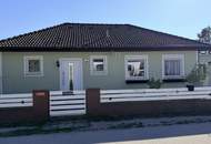 Moderner 4-Zimmer-Bungalow mit Terrasse, Pool und Garage – sofort bezugsfertig!