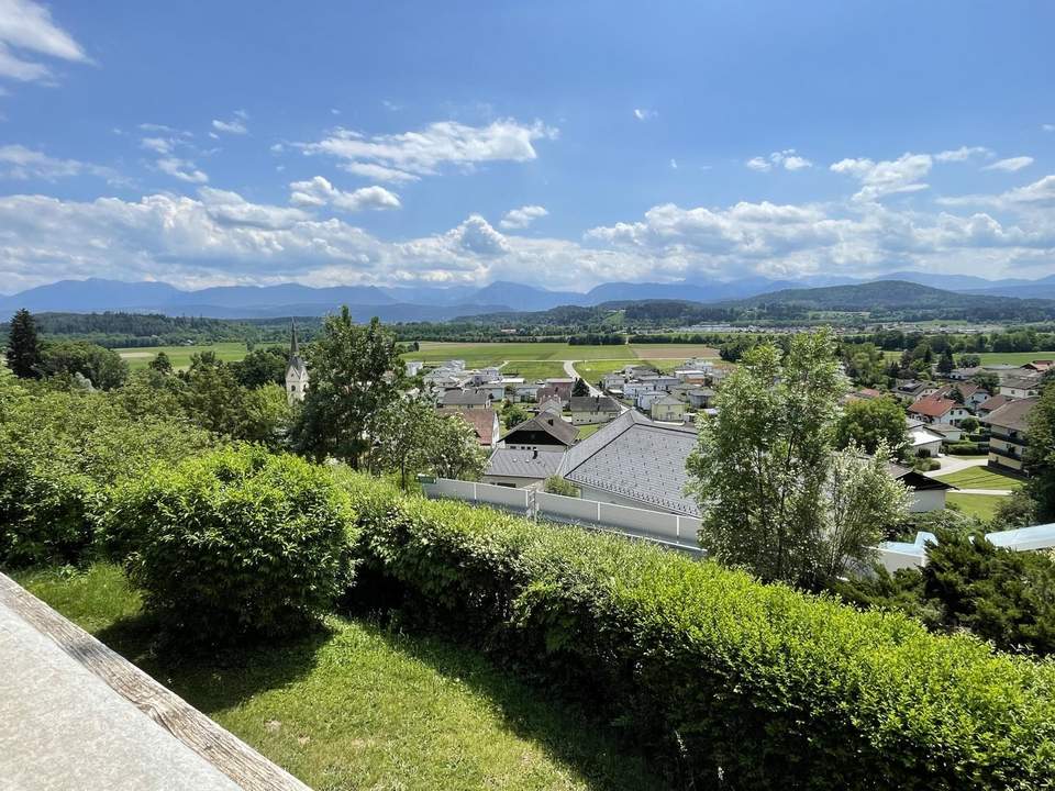 Traditionsreiches Gasthaus mit genialer Aussicht!