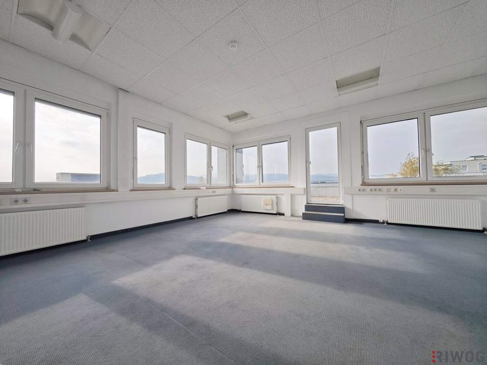 468m² Büro mit 111m² Terrasse zur alleinigen Nutzung | Klima | Parkplätze | Teilflächen möglich bzw. auf bis zu 668m² erweiterbar | optionales EG-Lager mit 47m²