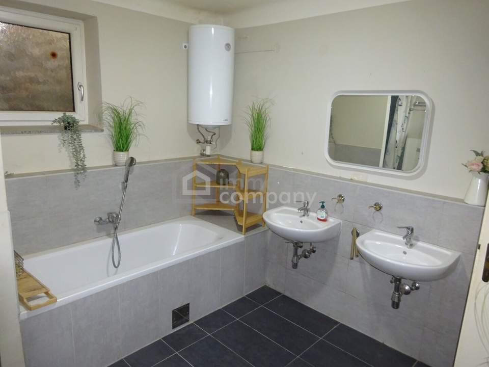 Charmantes Haus mit Potenzial in Ulrichskirchen- absolute Wien Nähe!!! 3 Zimmer, Garten, Terrasse – Ihr neues Zuhause!