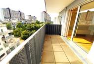 ## FERNBLICK & ABENDSONNE! 3 Zimmer mit Einbauküche - TOP 47 ##