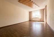 Helle 4 Zimmerwohnung mit Balkon