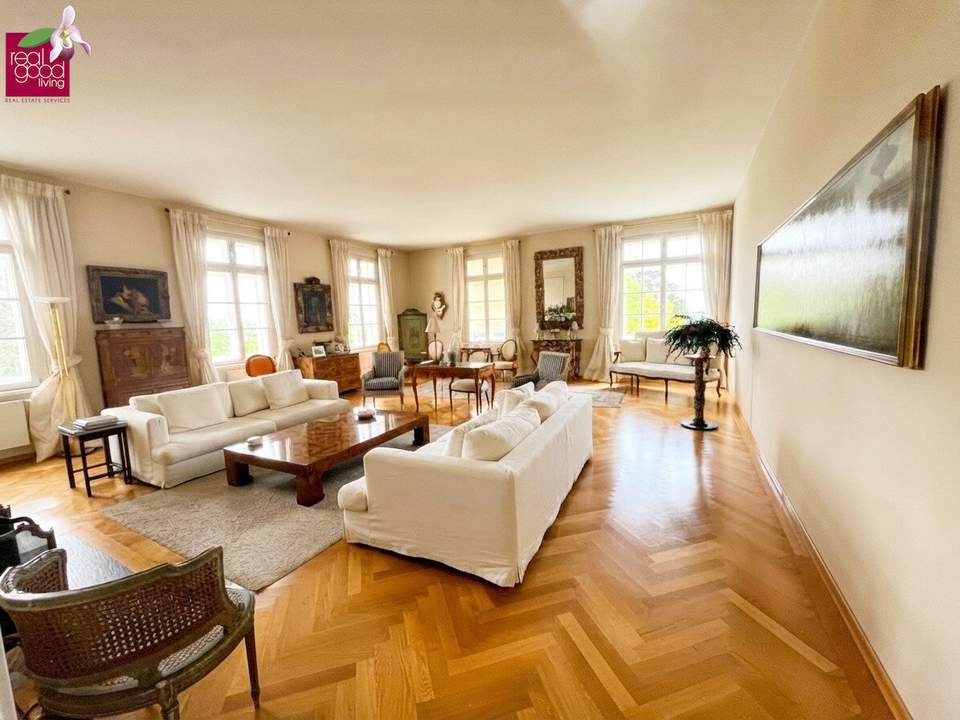 Exquisites Wohnen im Glanzingpark – repräsentative 7-Zimmer-Residenz mit privatem Spa-Gefühl!