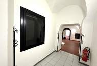 ***Historische Gewerbefläche mit 205 m² Top 2***