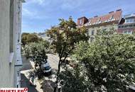 Stilvoll renovierte Altbauwohnung in attraktiver Lage