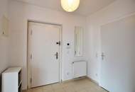 Moderner Wohntraum mit Loggia und Balkon