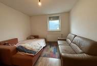 Großzügige 3-Zimmer-Wohnung mit Terrasse und Parkplatz