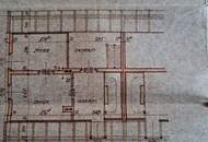 EIN sanierungsbedürftiges BESTANDSHAUS auf ZWEI gut geschnittenen BAUPARZELLEN