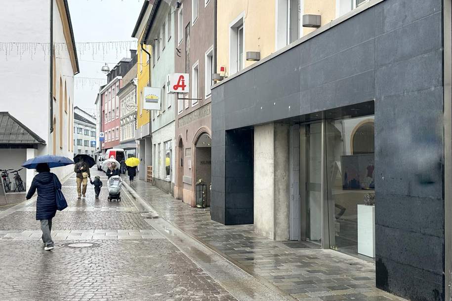 sehr schönes Geschäftslokal in der neu gestalteten Muchargasse, Gewerbeobjekt-miete, 2.316,00,€, 9900 Lienz