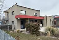 Modernes Bürogebäude mit Wohnnutzung Nähe Eisenstadt und Rust/See