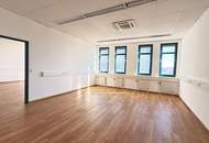 Hochwertige Bürofläche in gefragter Lage mit Garage und U-Bahn-Anschluss