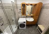 Familienwohnung mit 5 Zimmern , in gepflegter ruhiger Anlage im Grünen