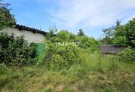 Platz für Wohnträume – großes, erschlossenes Grundstück mit Altbestand - für Familie oder Projektbau