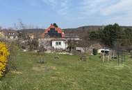 Einfamilienhaus mit großem sonnigen Garten