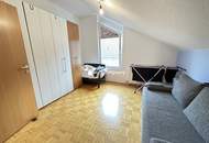 4-Zimmer-Maisonette-Wohnung auf zwei Etagen (1. OG + DG) in Frastanz, modernes, tolles Badezimmer, 2 sehr gut beleuchtete Tiefgaragenplätze, einmaliger Ausblick vom Balkon auf die umliegende Bergwelt.