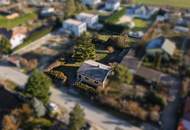 Kleines Haus mit großem Grundstück