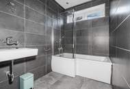 "Einfamilienhaus mit großem Entwicklungspotenzial – 738 m² Grundstück in Ruhelage von Strasshof"