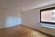 Zentral wohnen und dennoch Ruhe genießen | 3-Zimmer-Wohnung mit Loggia in Geidorf!