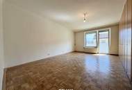 Koffer packen, einziehen: Helle bezugsfertige Wohnung mit Loggia & PKW-Stellplatz nahe Schönbrunn