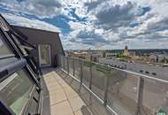 Helle 2-Zimmer-Dachgeschosswohnung mit großer Terrasse & Grünblick