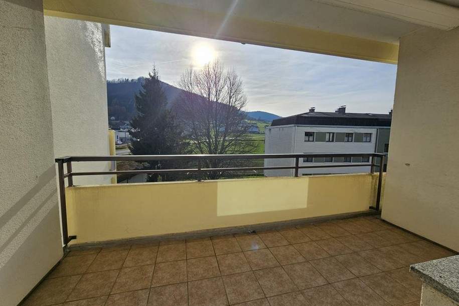 Komplett möblierte 3-Zimmer-Wohnung mit sonniger Loggia und Gebirgsblick, Wohnung-kauf, 265.000,€, 4812 Gmunden