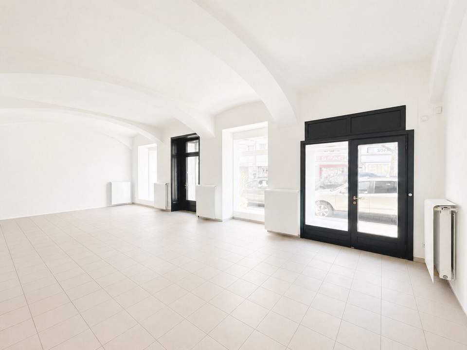 Exklusives Geschäftslokal mit Innenhof-Oase in urbaner Bestlage