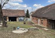 Schönes Bauernhaus mit Nebengebäuden für Selbstversorger