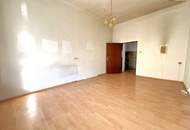 Balkon kommt! – Diese 2-Zimmer-Rarität hat alles: Charme, Licht &amp; Potenzial!